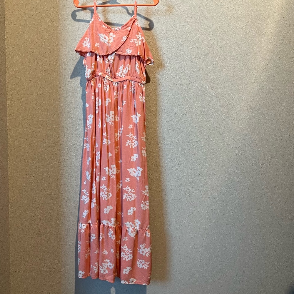 Peyton & Parker size s (7/8) peach dress with white floral detail